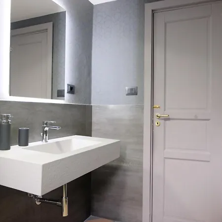 Nazionale Station Apartment Naples